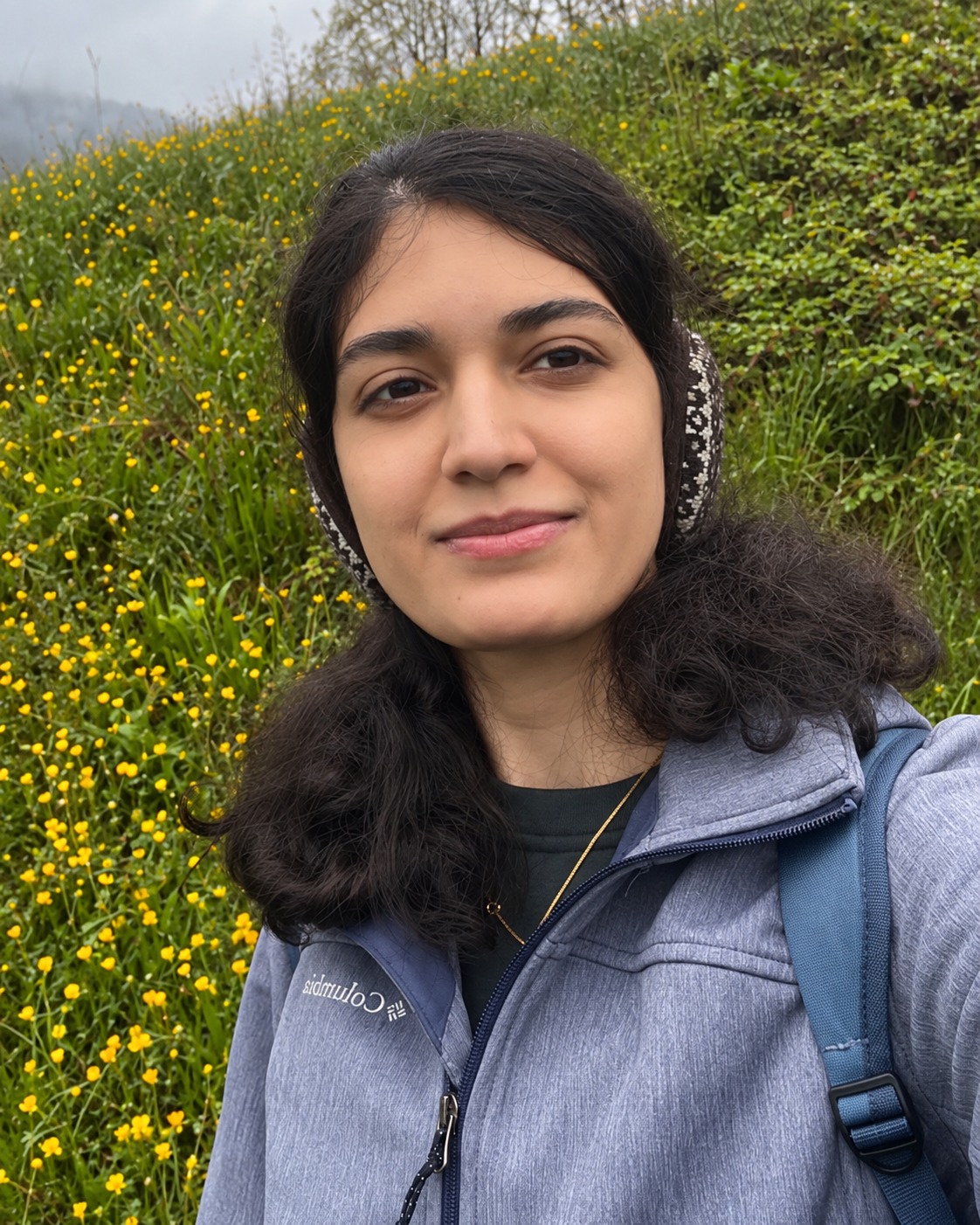 Tara Gheshlaghi outdoors